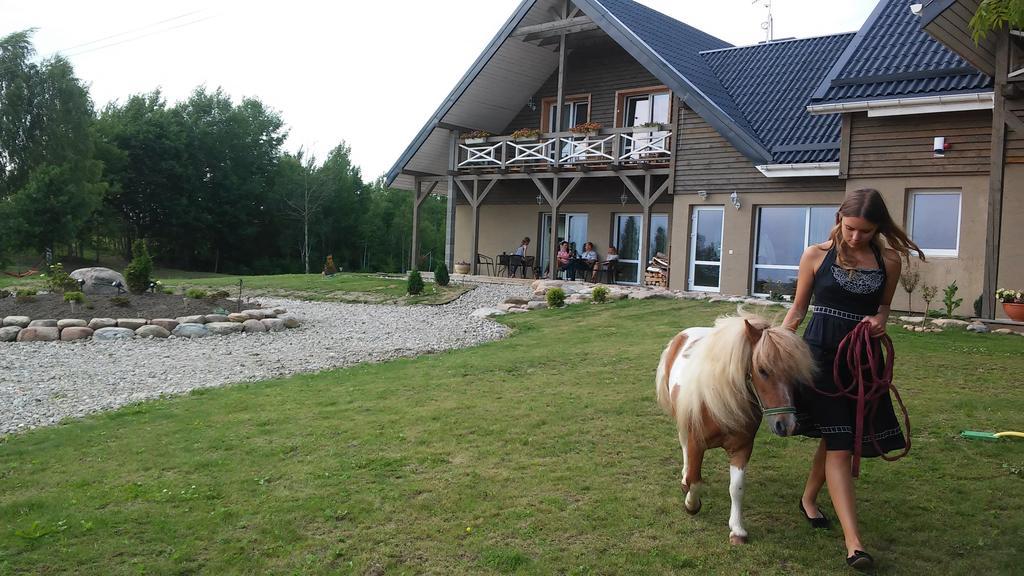 Villa Cheval Aukštadvaris Eksteriør billede
