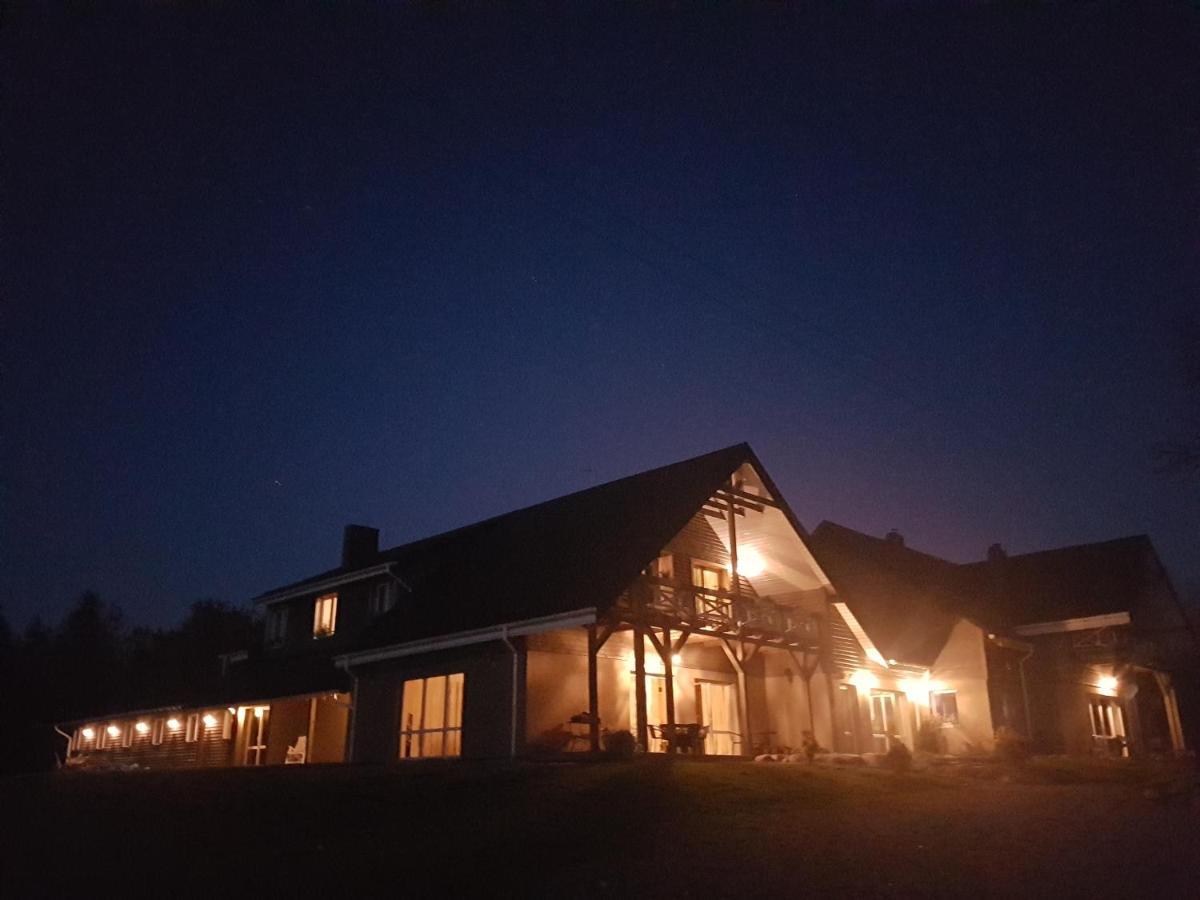 Villa Cheval Aukštadvaris Eksteriør billede